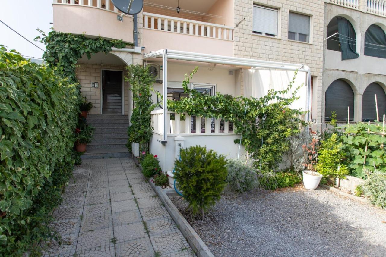 Lux Apartment Ema Kaštela Exterior foto